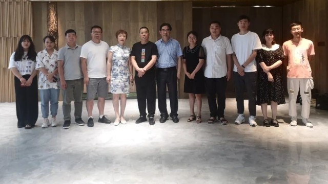 浙江林业局何处长、浙江林科院李所长一行莅临欧林如海旗舰店考察交流